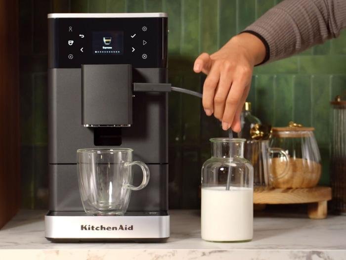 KitchenAid Fully Automatic Espresso Machine KF3 With Iced Coffee - Image 3