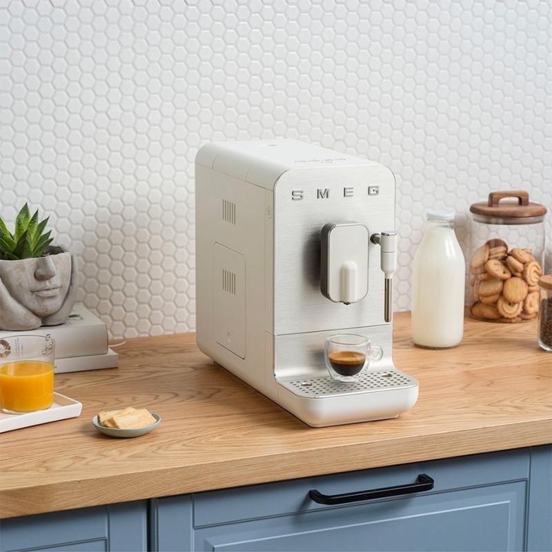Fully Automatic Espresso Machine with Steam Wand - Image 2